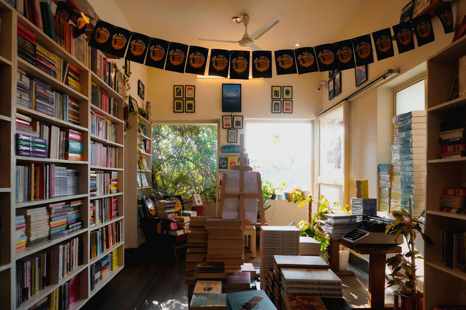 Cozy Bookstore Interior With Shelves Full Of Books Jigsaw Puzzle Free Online Jigsaw Puzzle