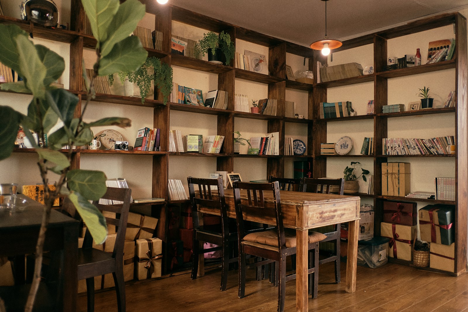 Cozy Room With Wooden Shelves Books And A Table Jigsaw Puzzle Free Online Jigsaw Puzzle