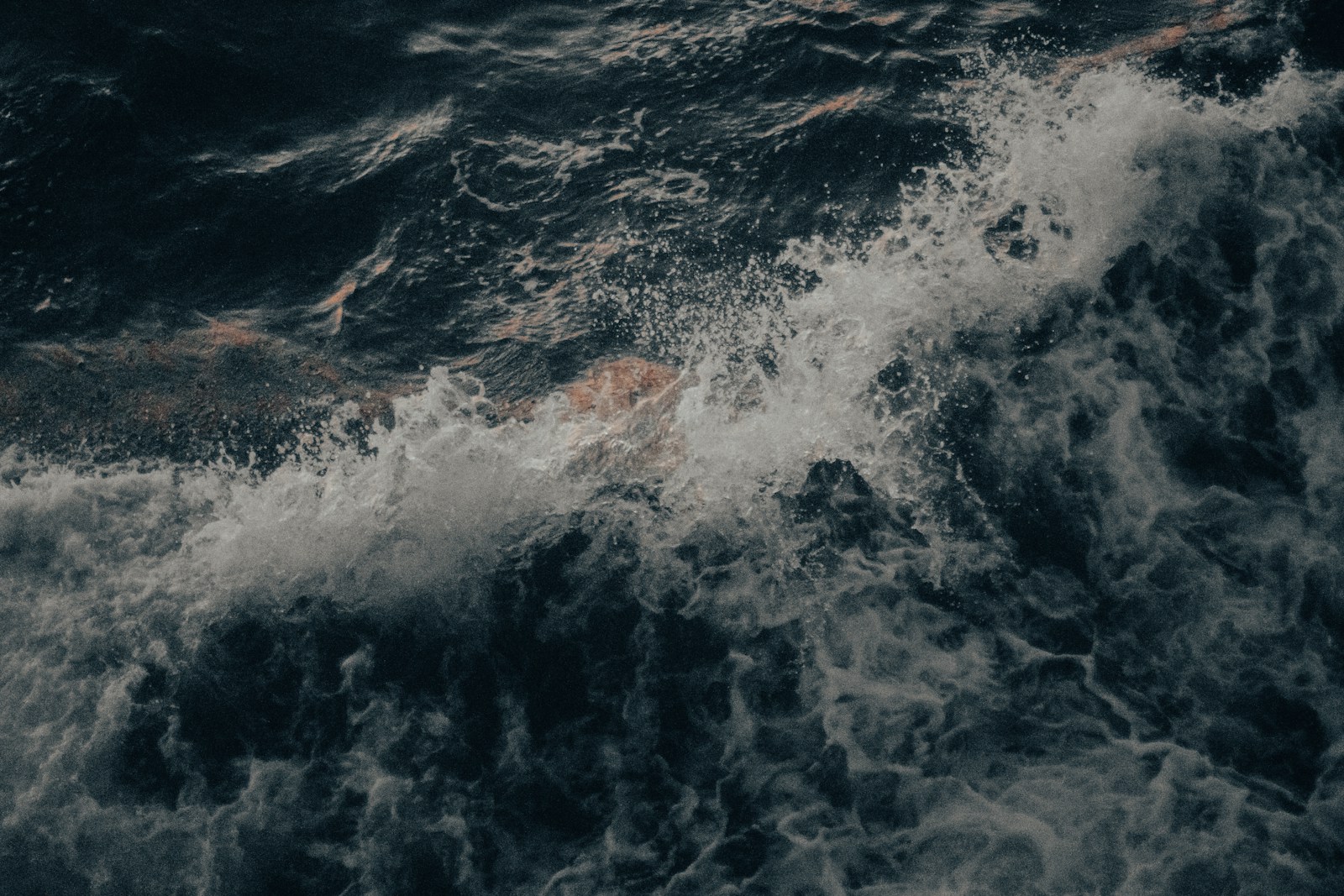 A Wave In The Ocean Jigsaw Puzzle Free Online Jigsaw Puzzle