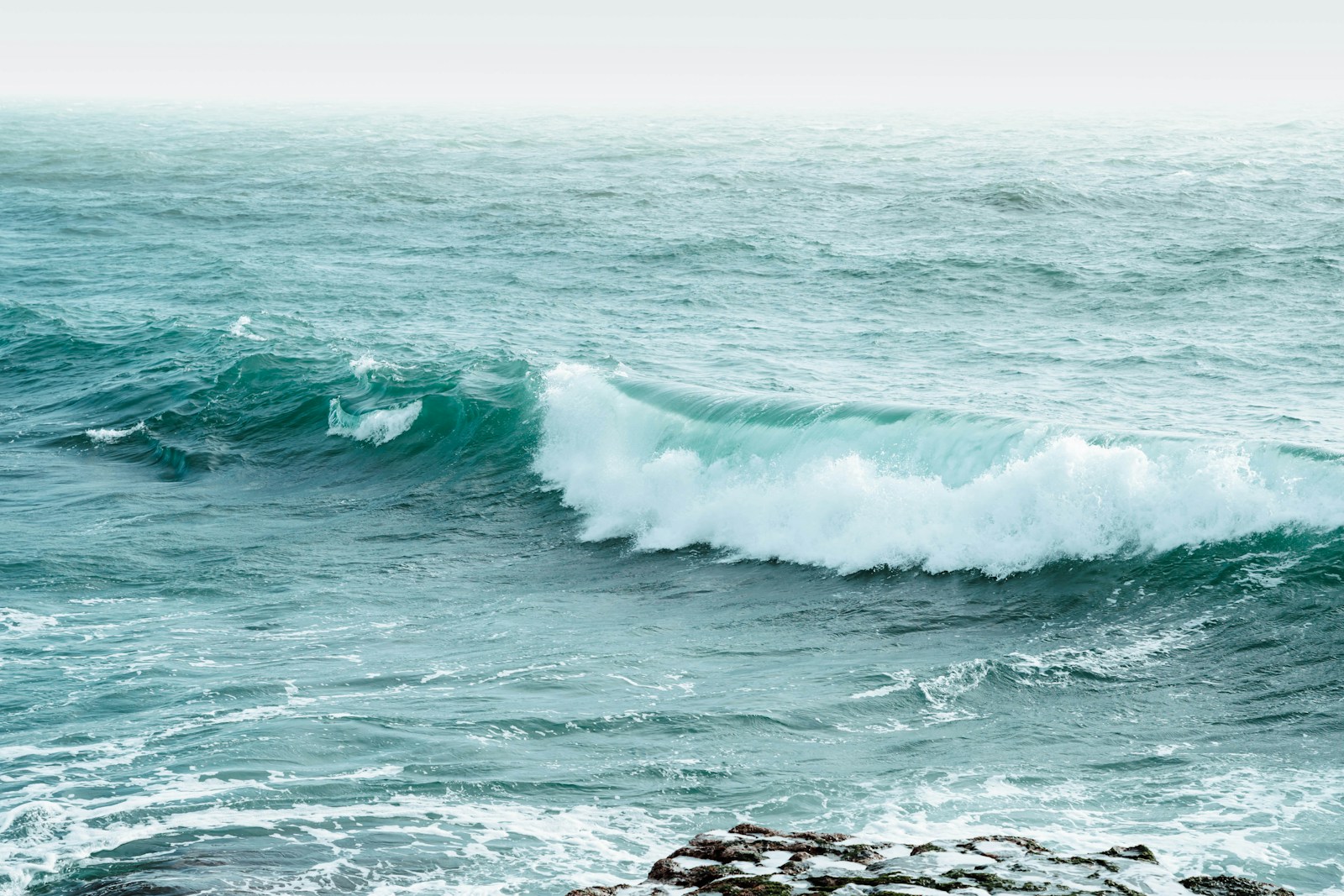 Ocean Waves Crashing On Rocky Shore During Daytime Jigsaw Puzzle Free Online Jigsaw Puzzle