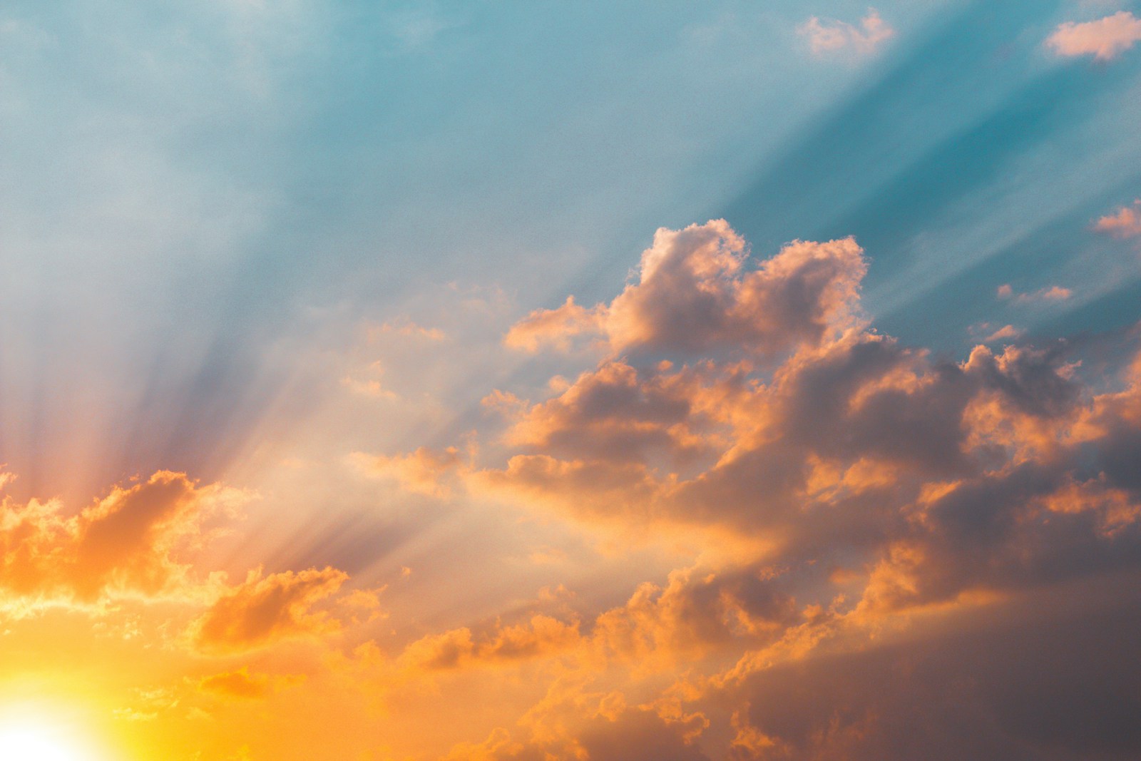 Sunset Sky With Clouds And Rays Jigsaw Puzzle Free Online Jigsaw Puzzle